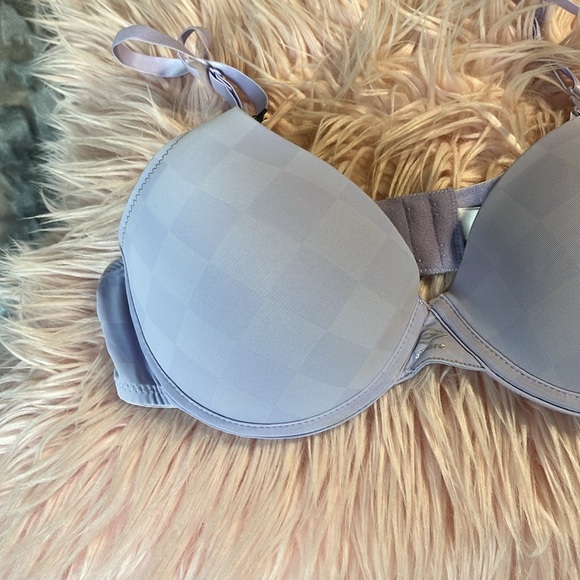Umbro Performance Bra Lilac Lavender New Womens 34B Underwire Support - Picture 3 of 16